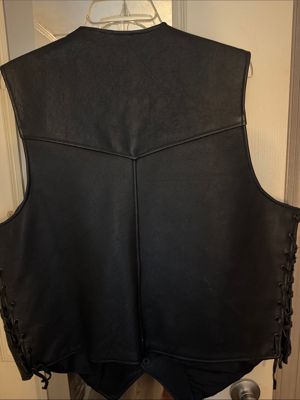 BRANDED Classic Black Leather Men's Vest - Unbranded - Picture 4 of 10